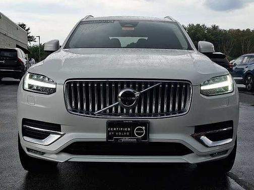 Crystal White 2024 Volvo XC90 Ultimate Bright Theme