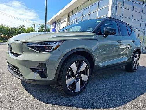Sage Green 2023 Volvo XC40 Recharge Pure Electric Ultimate