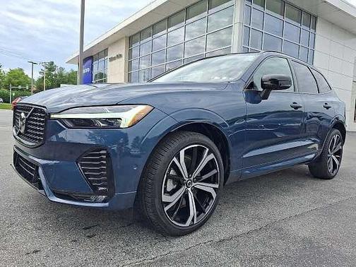 Denim Blue 2023 Volvo XC60 Ultimate Dark Theme