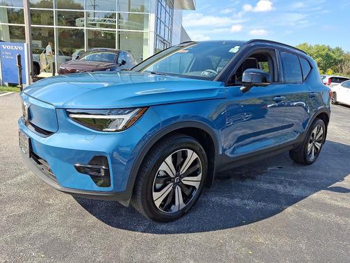 2023 Volvo XC40 Recharge Pure Electric Eawd Plus