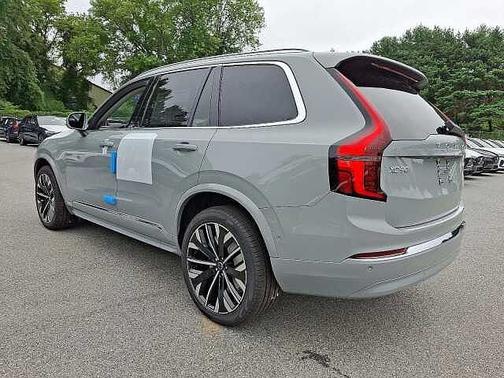Vapour Grey 2026 Volvo XC90 Plus