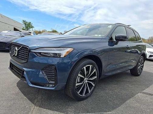Denim Blue 2024 Volvo XC60 Plus