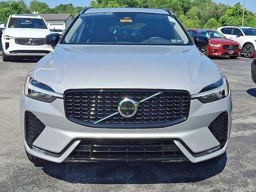2025 Volvo XC60 Plus
