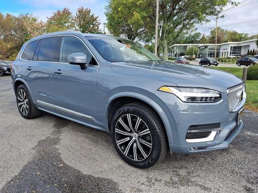 2023 Volvo XC90 B6 AWD Plus 7-Passengers