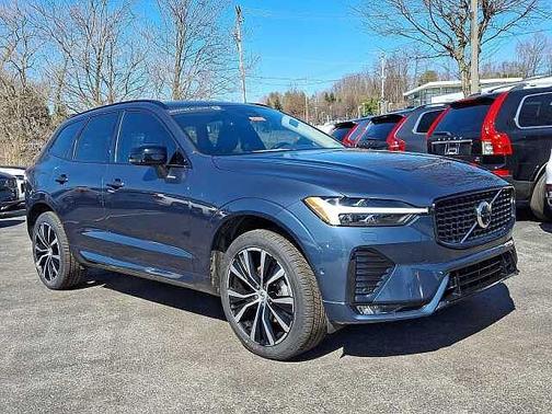 2024 Volvo XC60 Plus