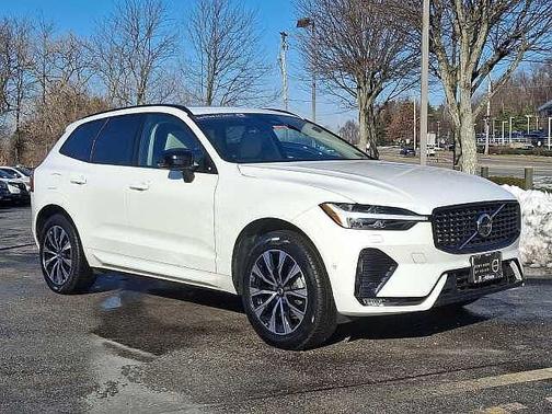 2023 Volvo XC60 Plus