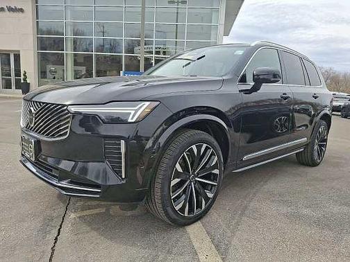 2025 Volvo XC90 Plus