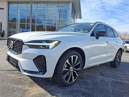 2023 Volvo XC60 Plus