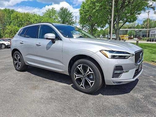 2022 Volvo XC60 B5 AWD Momentum