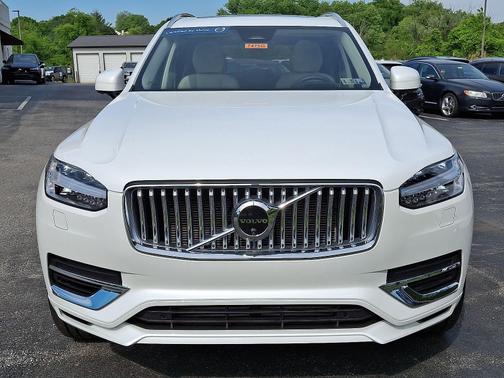 2024 Volvo XC90 Recharge Plug-In Hybrid T8 Eawd Ultimate 6-Passengers