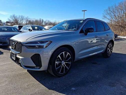 2024 Volvo XC60 Ultimate Dark Theme