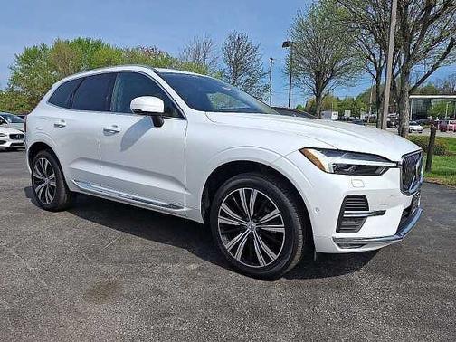 2023 Volvo XC60 Plus