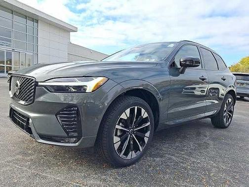 Forest Lake 2026 Volvo XC60 Plus