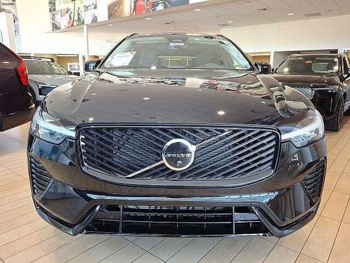 2026 Volvo XC60 Plus