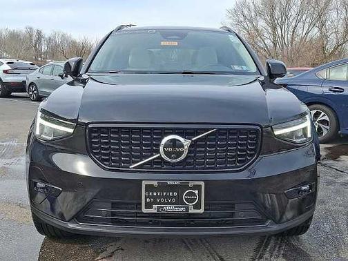 2023 Volvo XC40 Plus
