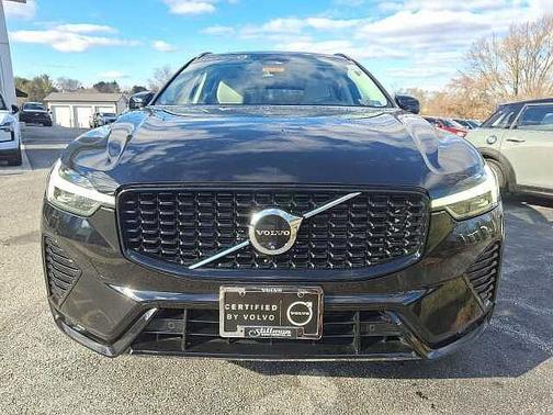 2024 Volvo XC60 Plus