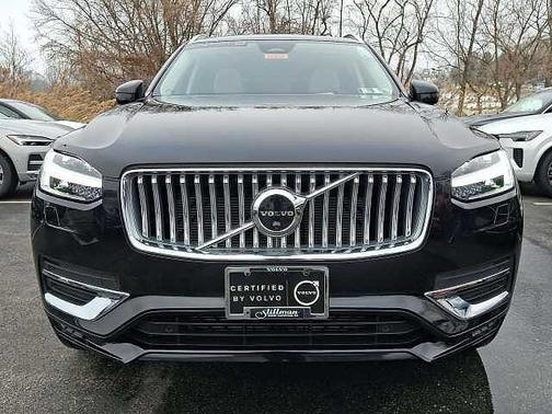 2023 Volvo XC90 Plus