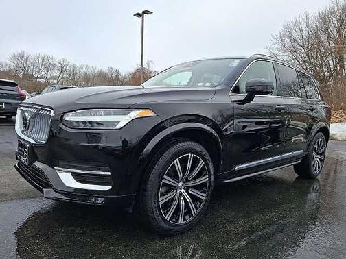 2023 Volvo XC90 Plus