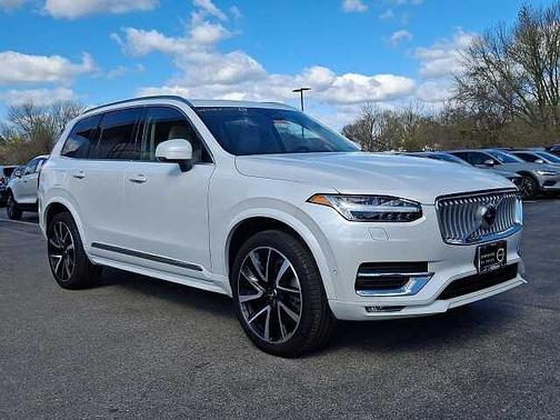 2024 Volvo XC90 Plus