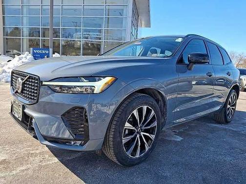 2023 Volvo XC60 Plus
