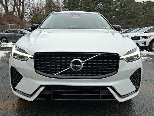 2023 Volvo XC60 Plus
