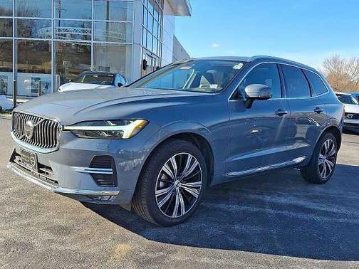 2023 Volvo XC60 Plus