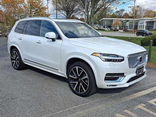 2024 Volvo XC90 Plus