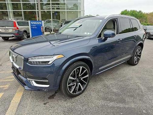 Denim Blue 2023 Volvo XC90 Plus