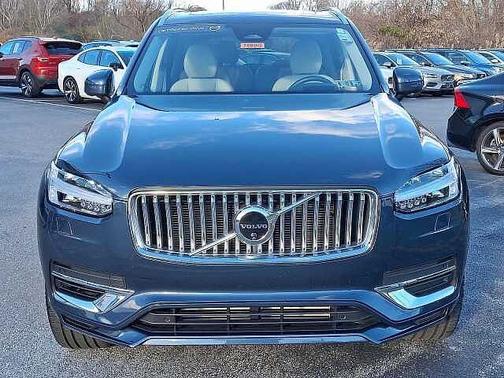 2024 Volvo XC90 Ultimate Bright Theme