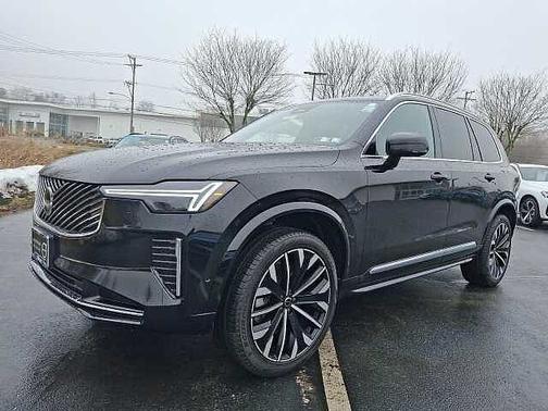 2025 Volvo XC90 Plus