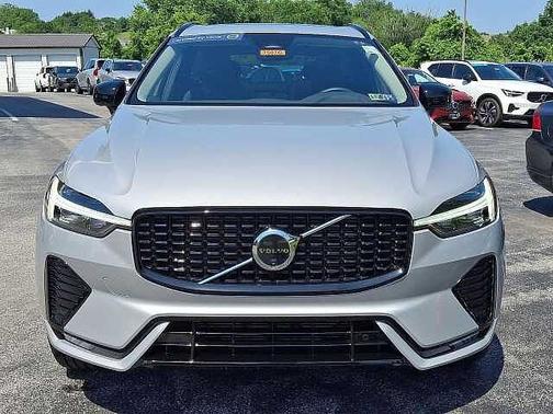 2025 Volvo XC60 Plus