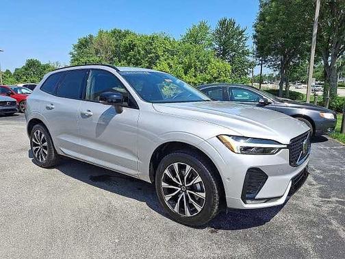 2025 Volvo XC60 Plus