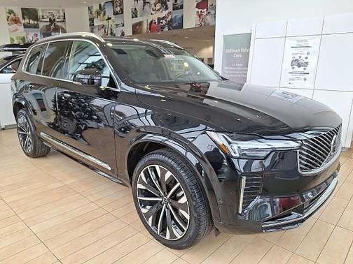 2026 Volvo XC90 Plus