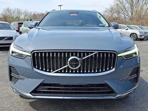 Thunder Grey 2023 Volvo XC60 Plus