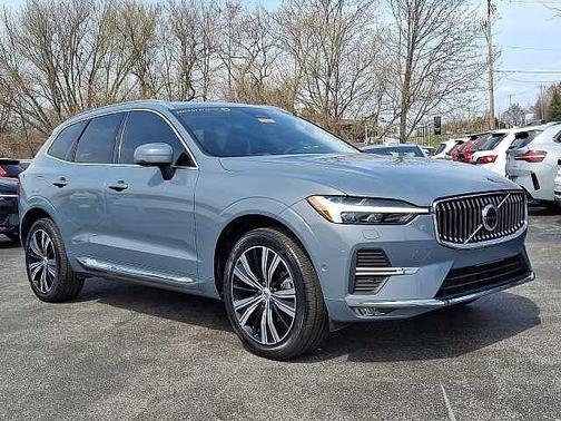 Thunder Grey 2023 Volvo XC60 Plus