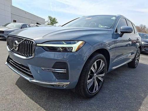 Thunder Grey 2023 Volvo XC60 Plus