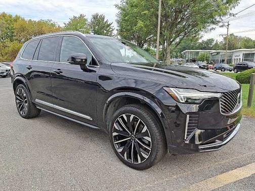 2025 Volvo XC90 Plus