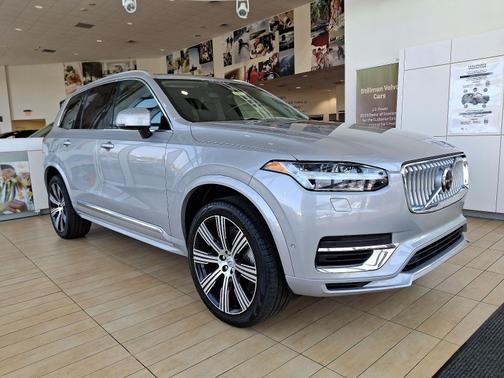 2025 Volvo XC90 Plug-In Hybrid T8 Plus 7-Seater