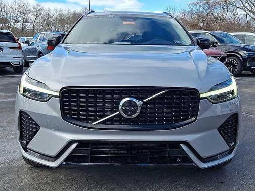 2023 Volvo XC60 Plus
