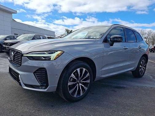 2023 Volvo XC60 Plus