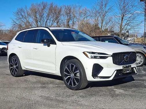 2024 Volvo XC60 Plus