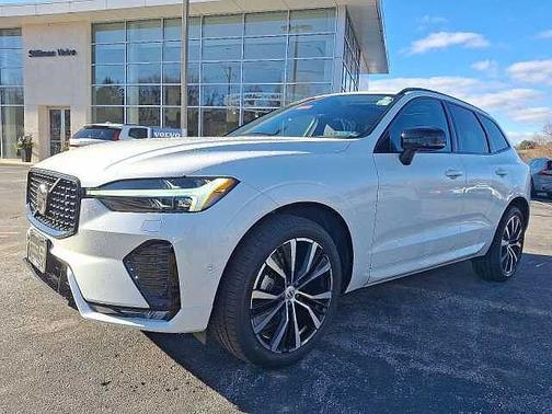 2024 Volvo XC60 Plus
