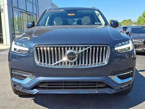 Denim Blue 2023 Volvo XC90 Plus