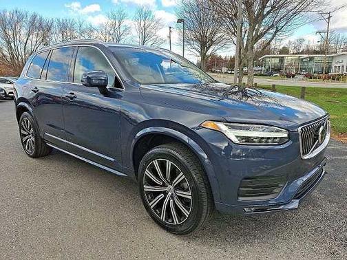 2023 Volvo XC90 Core