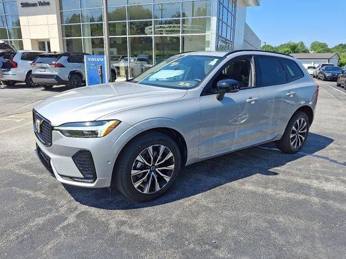 2025 Volvo XC60 B5 AWD Plus