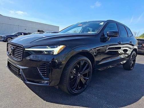 Onyx Black 2024 Volvo XC60 Ultimate Black Edition