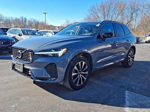 2023 Volvo XC60 Plus