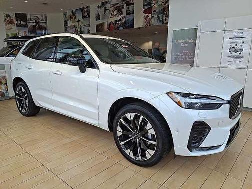 2026 Volvo XC60 Plus
