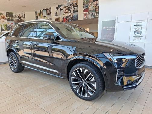 2025 Volvo XC90 Plug-In Hybrid T8 (2025.5) Core 7-Seater