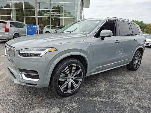 2024 Volvo XC90 Plus